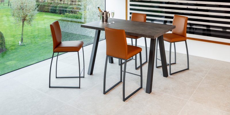 Ensemble tafel Queen en barkruk BarElite